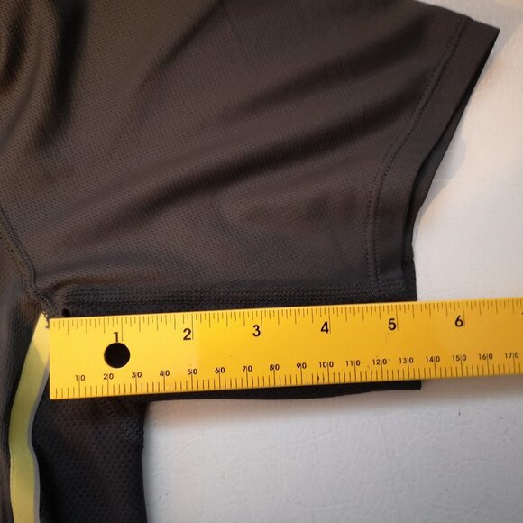 Nike Running Dri Fit Youth's Active Short Sleeves T-shirt - Picture 6 of 7